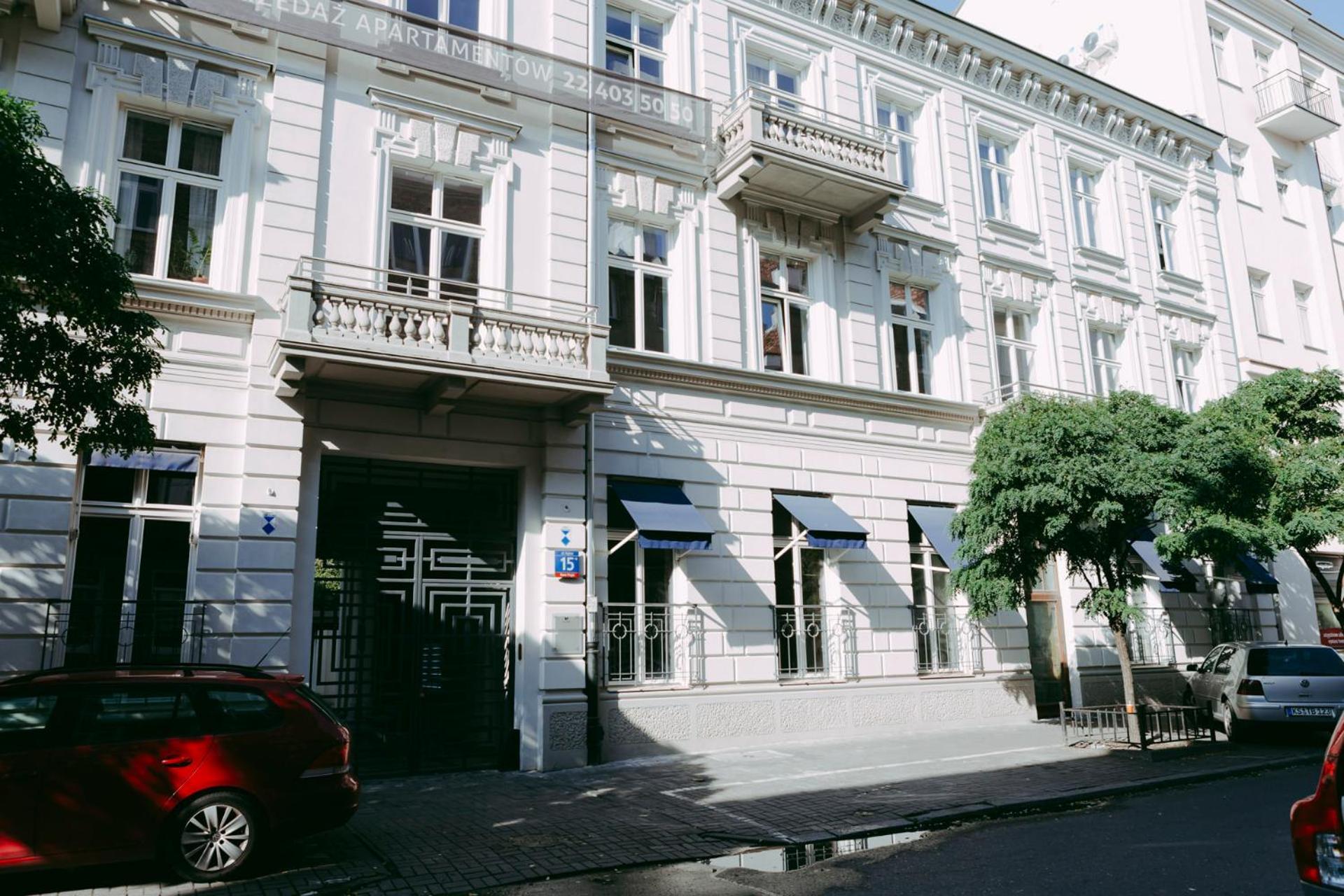 French Touch: Romantyczny Apartament W Kamienicy Варшава Экстерьер фото